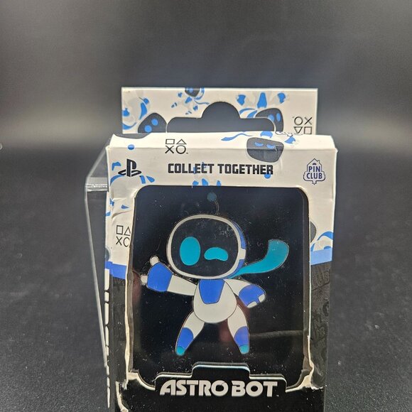 PlayStation Astro Bot Collectible Pin Club Enamel Pin Official Merchandise Boxed - Picture 2 of 5